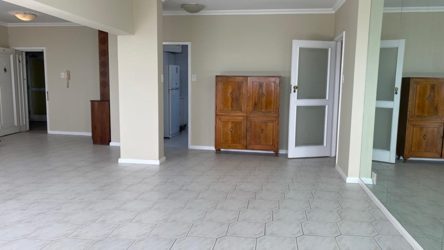 To Let 3 Bedroom Property for Rent in Bantry Bay Western Cape